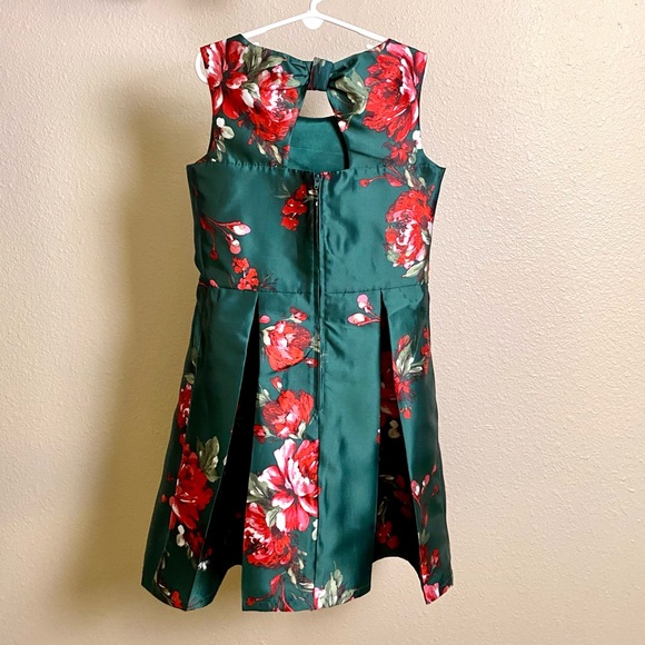 Beautiful new floral dress for girls from The Children’s Place. Size 10. - Picture 7 of 8